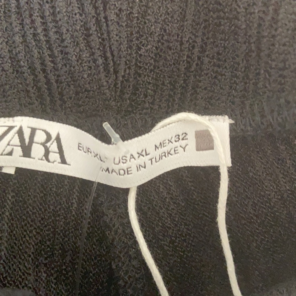 Zara High-waisted pants with Flared legs in black XL - Picture 8 of 10